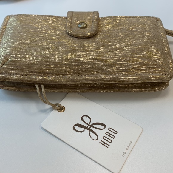 HOBO Galaxy Wristlet golden taupe Wallet NWT - Picture 2 of 10
